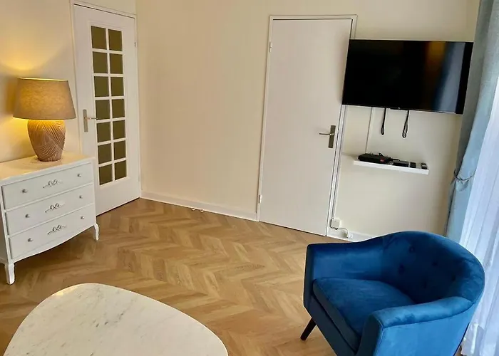 아파트 Near Invalides Unesco Eiffel Tower Montparnasse 파리